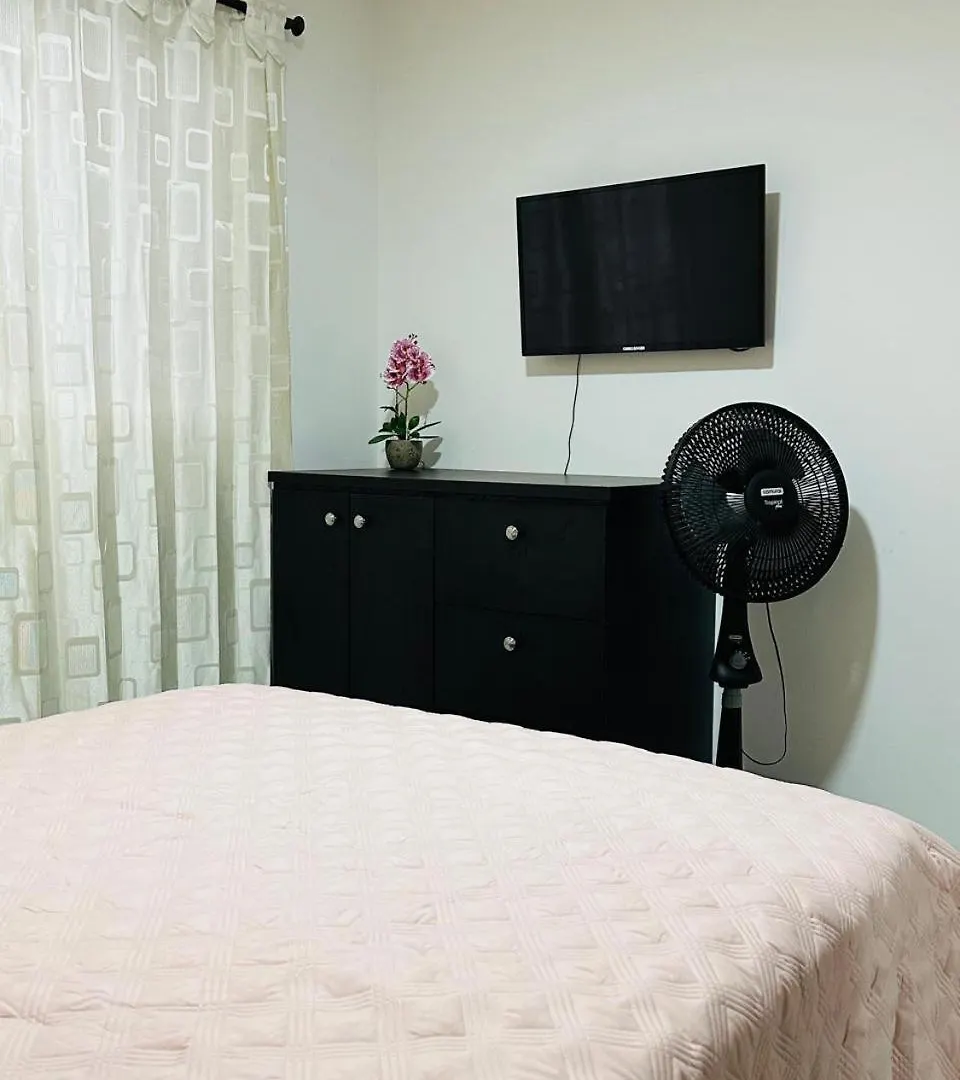 Habitación en casa particular Hospedaje Juandi Medellín Colombia